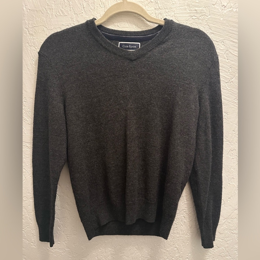 Club Room Gray V-Neck Sweater Classic Knit